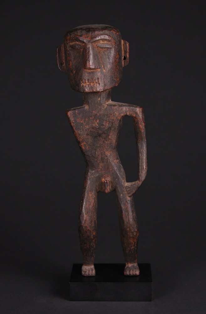 #AS206: 19th century Fijian war club in the Gata club form