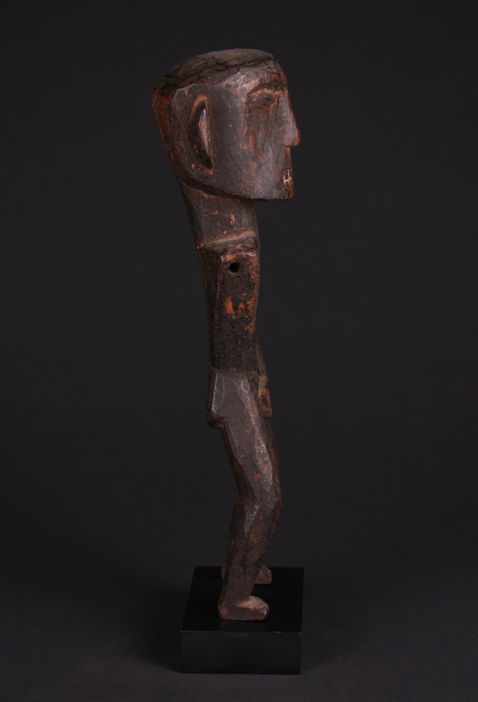 #AS206: 19th century Fijian war club in the Gata club form