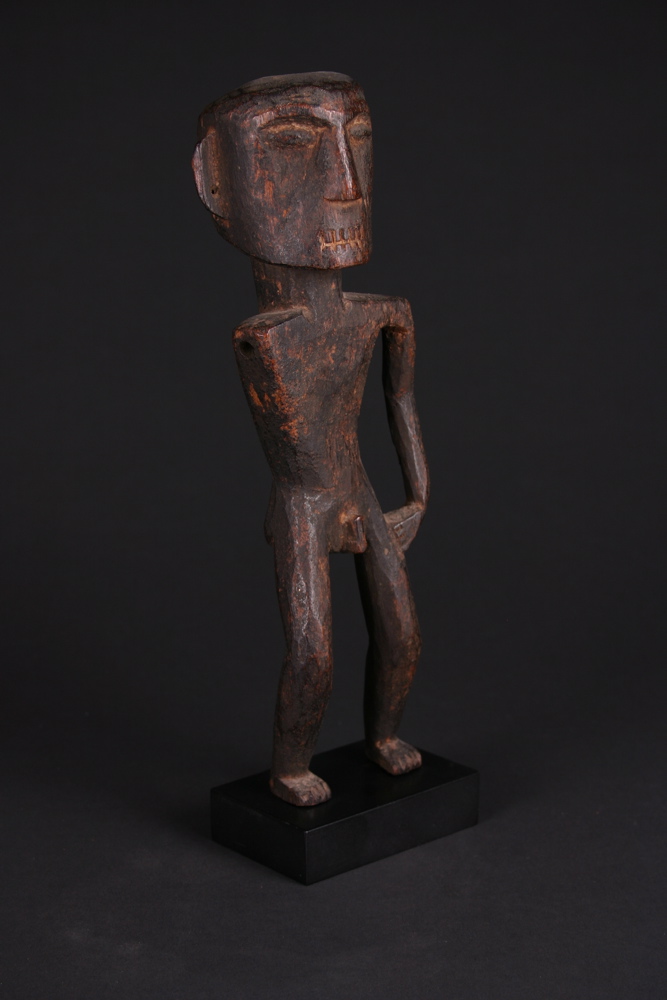#AS206: 19th century Fijian war club in the Gata club form