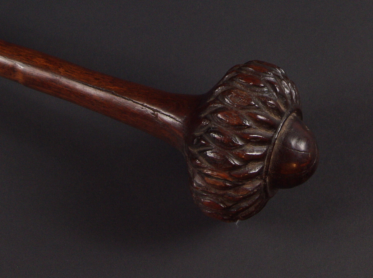 #OC107: 19th century Fijian Ula throwing club with finely carved head