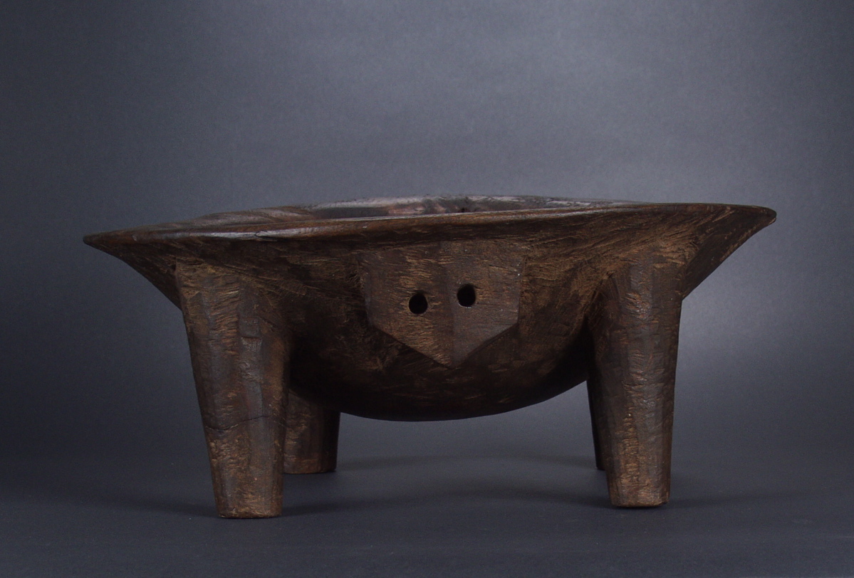 #OC223: Polynesian Kava bowl with nice dark patina