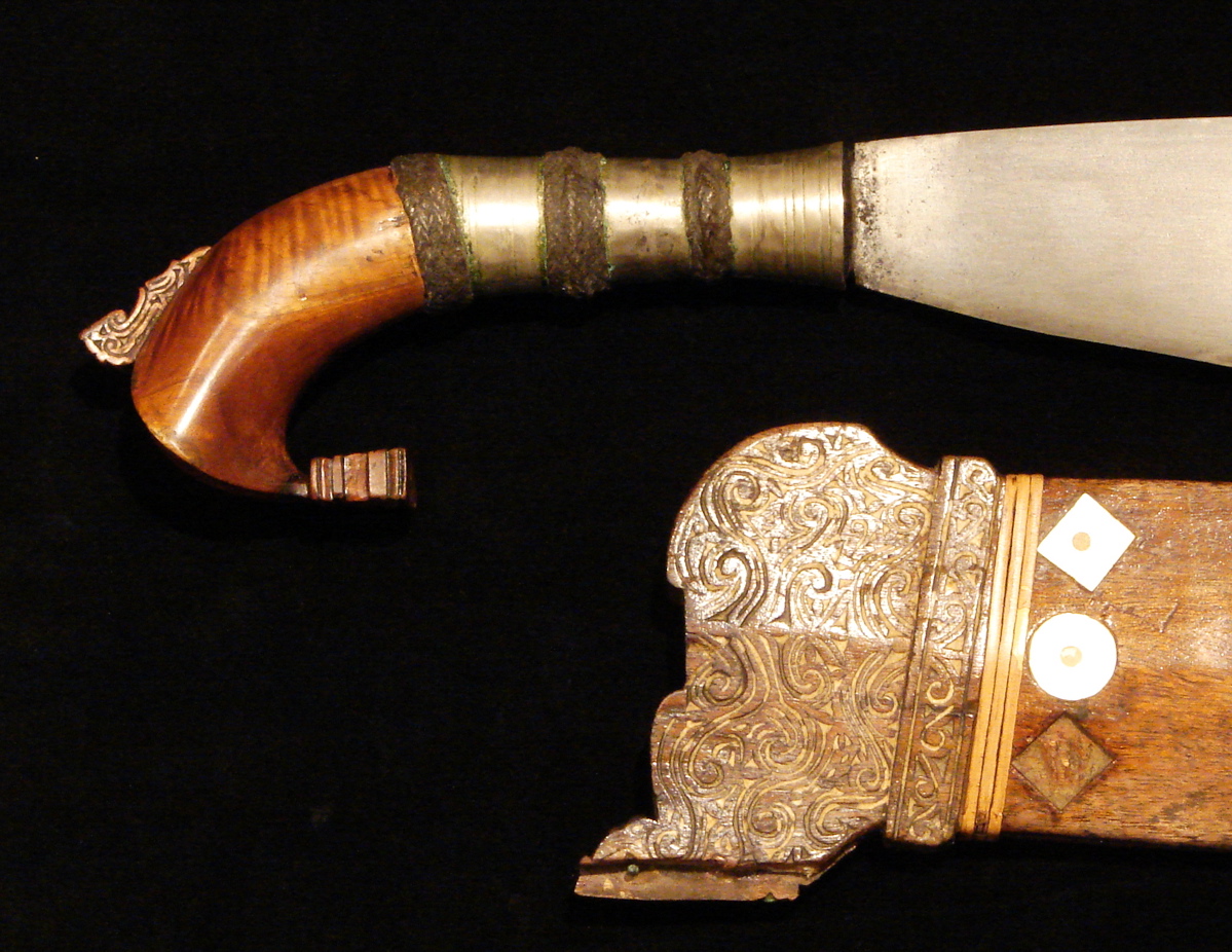 #PH316: 19th century Moro fighting Barong sword with great patterned  