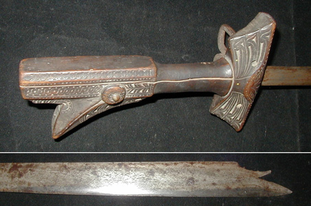 #PH184: 19th century Moro kampilan sword