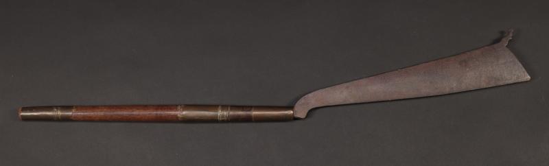 AS624: Cambodian Mak Sword